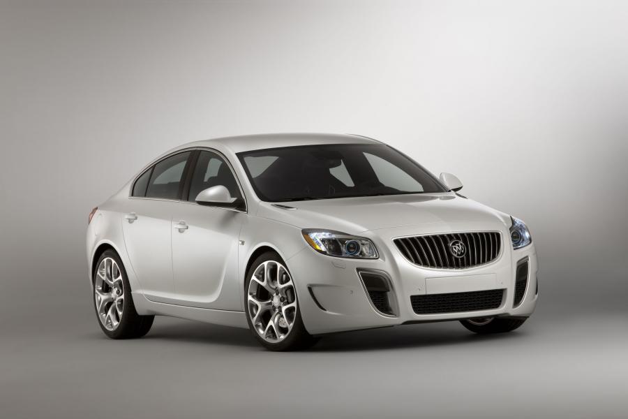  Buick Regal GS Concept 2010 года  (фото 16 из 17)